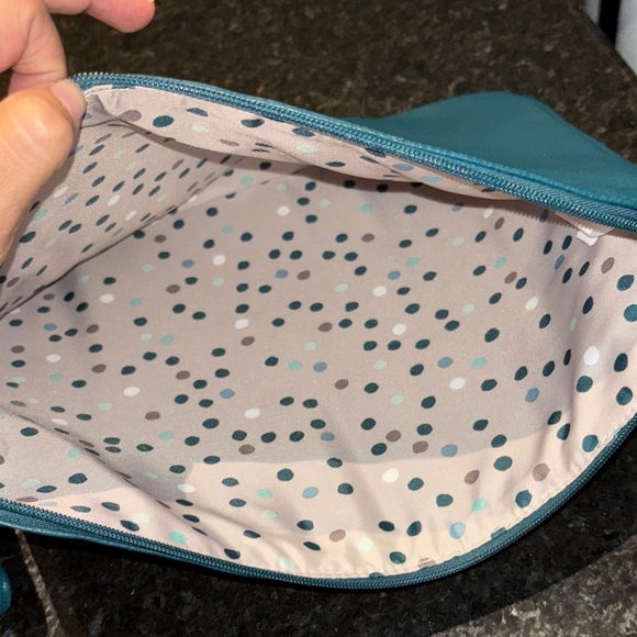 Thirstystone Totebag with accessories - Picture 6 of 16